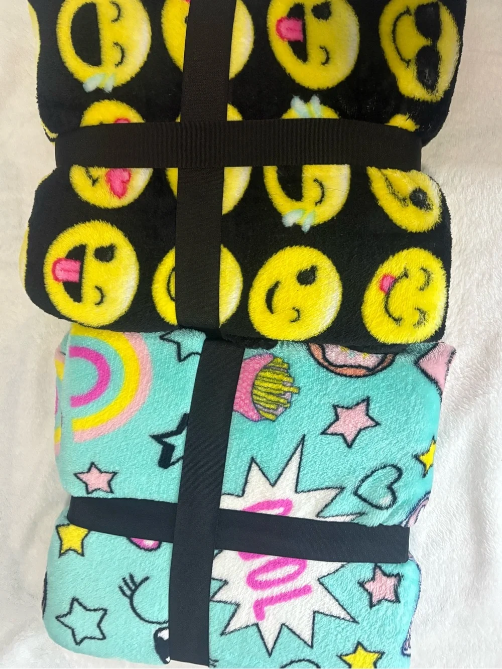 Warm & Snuggly Kids Emoji Throw Blanket - Black & Teal
